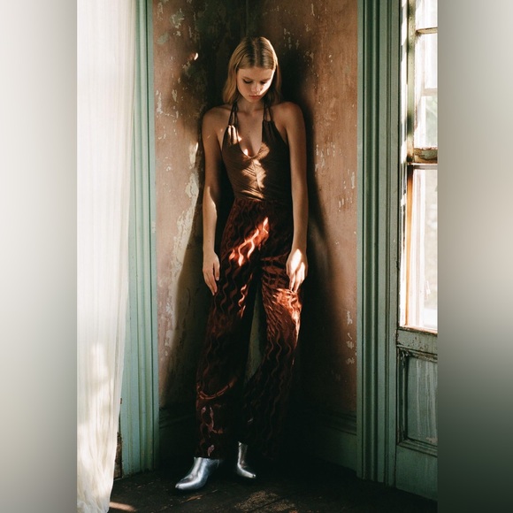 NWT Urban Renewal Remnants Wide Leg Squiggle Burnout Pant - Picture 3 of 6